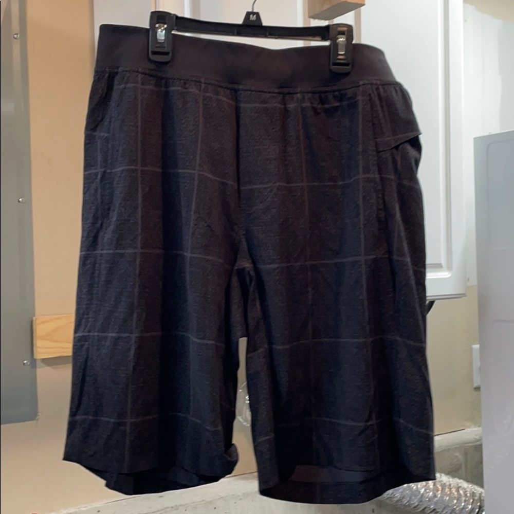 Men’s Lululemon shorts